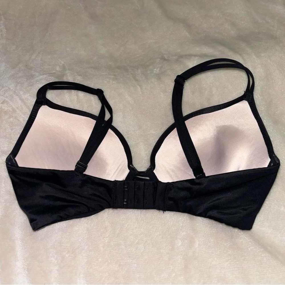 Victoria’s Secret push up bra - Picture 6 of 6